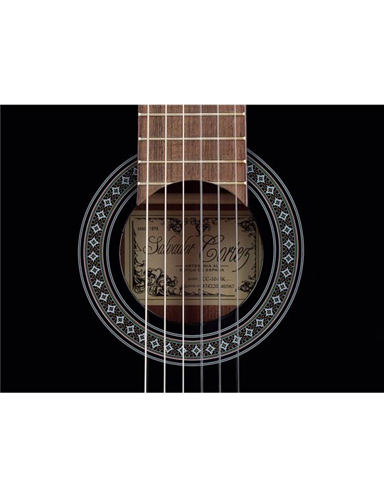 Guit. Salvador Cortez cedro/sapeli negro