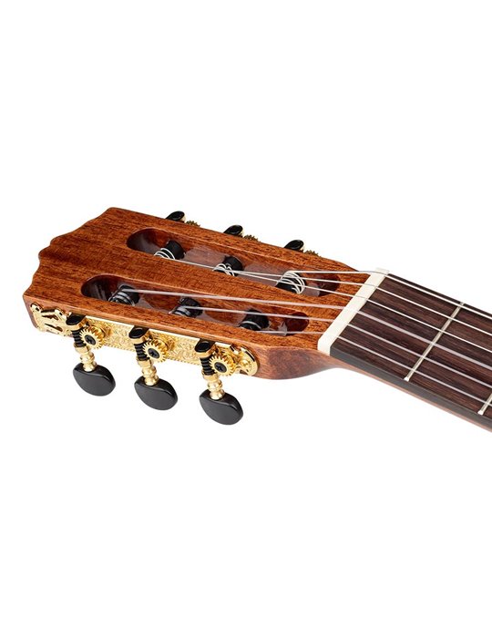 Guit. Salvador Cortez cedro macizo/sapeli zurda