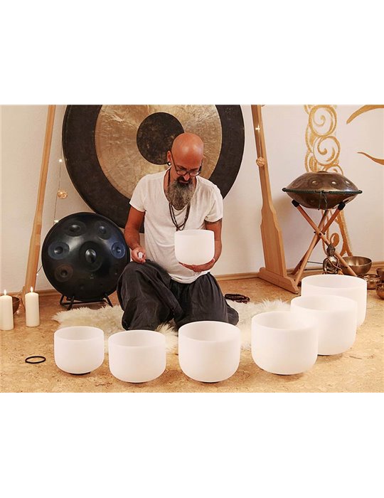 quartz crystal singing bowl 9 440Hz A, with malle"