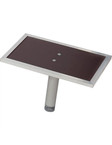 Soporte para ordenador extraible.