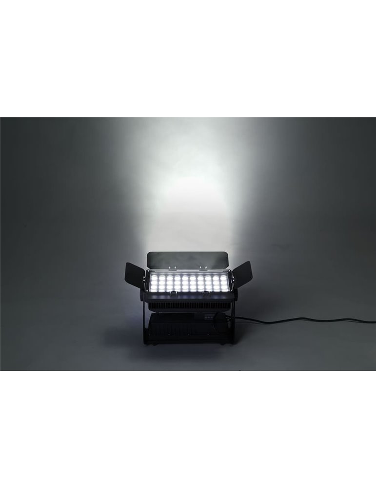 Proyector wash LED de exterior 40 x 15W IP65