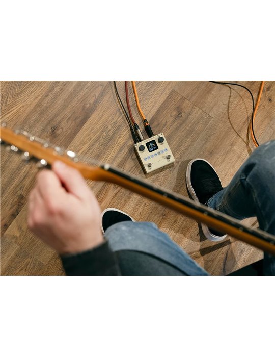BOX ALL IN ONE PARA GUITARRA Y BAJO  ELÉCTRICO -  (Batería Recargable y Bluetooth)