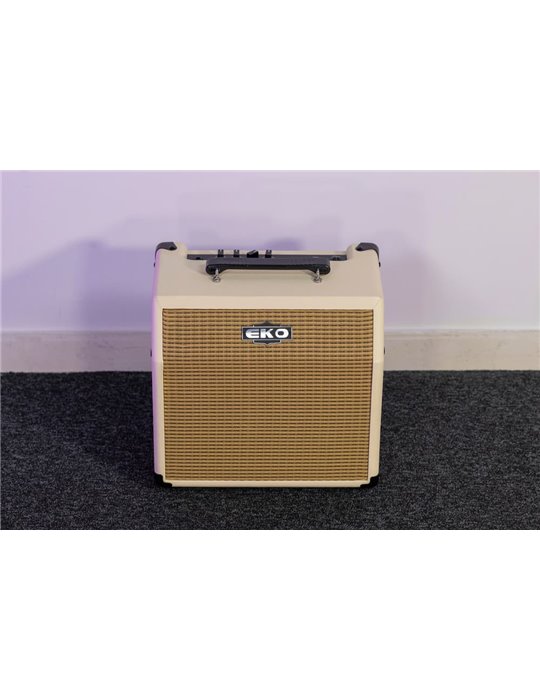 AMPLIFICADOR ACÚSTICA EKO COMBO AC15 1 X 6,5" - 15W