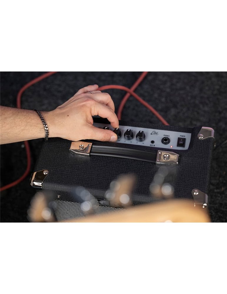 AMPLIFICADOR BAJO EKO COMBO BA15 1 x 8" - 25W