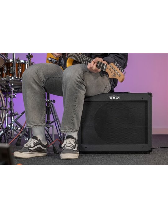 AMPLIFICADOR GUITARRA EKO COMBO BS50 BLACK STEALTH REVERB 1 x 12" - 50W 