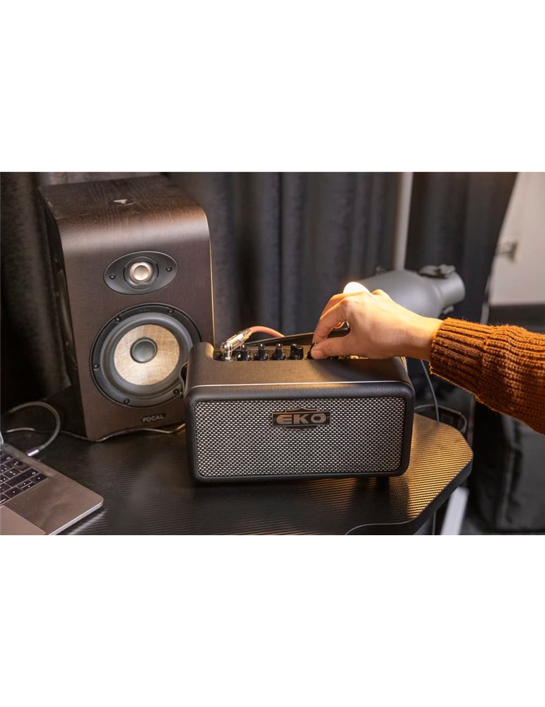 AMPLIFICADOR GUITARRA EKO PORTÁTIL BAIO BLUETOOTH/FX /INTERFACE 2 X 3" - 15W