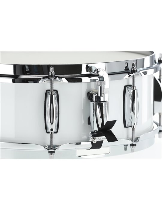 Caja Renown Maple Piano White