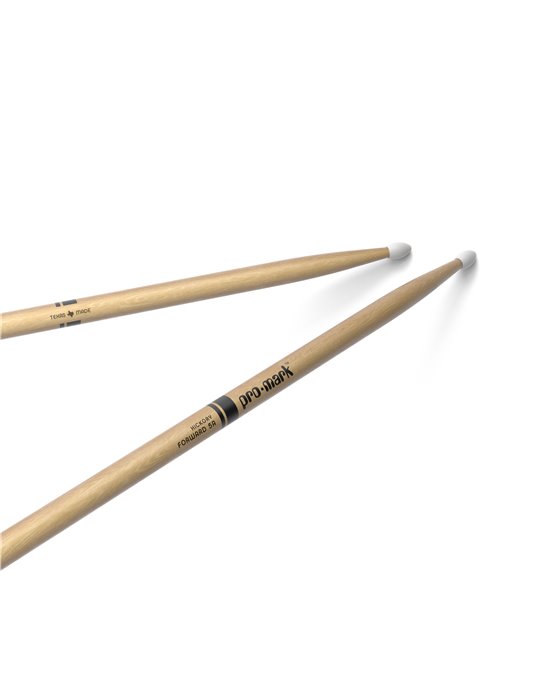 Baquetas ProMark Classic Forward 5A, Nogal americano con punta ovalada de nailon