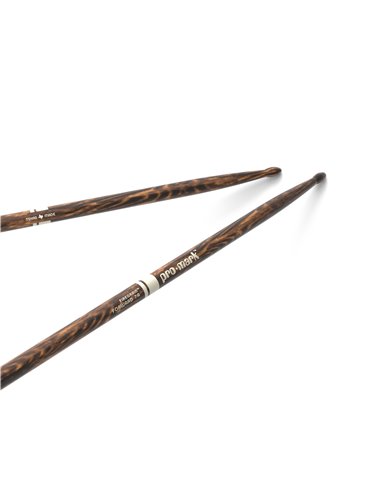 Baquetas ProMark Classic Forward 7A FireGrain, Nogal americano con punta ovalada de madera